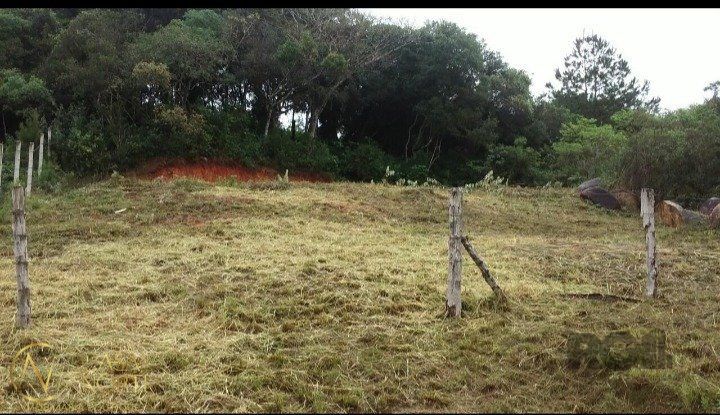 Terreno à venda  com 800m², Estrada Jacques da Rosa no bairro Lageado em Porto Alegre