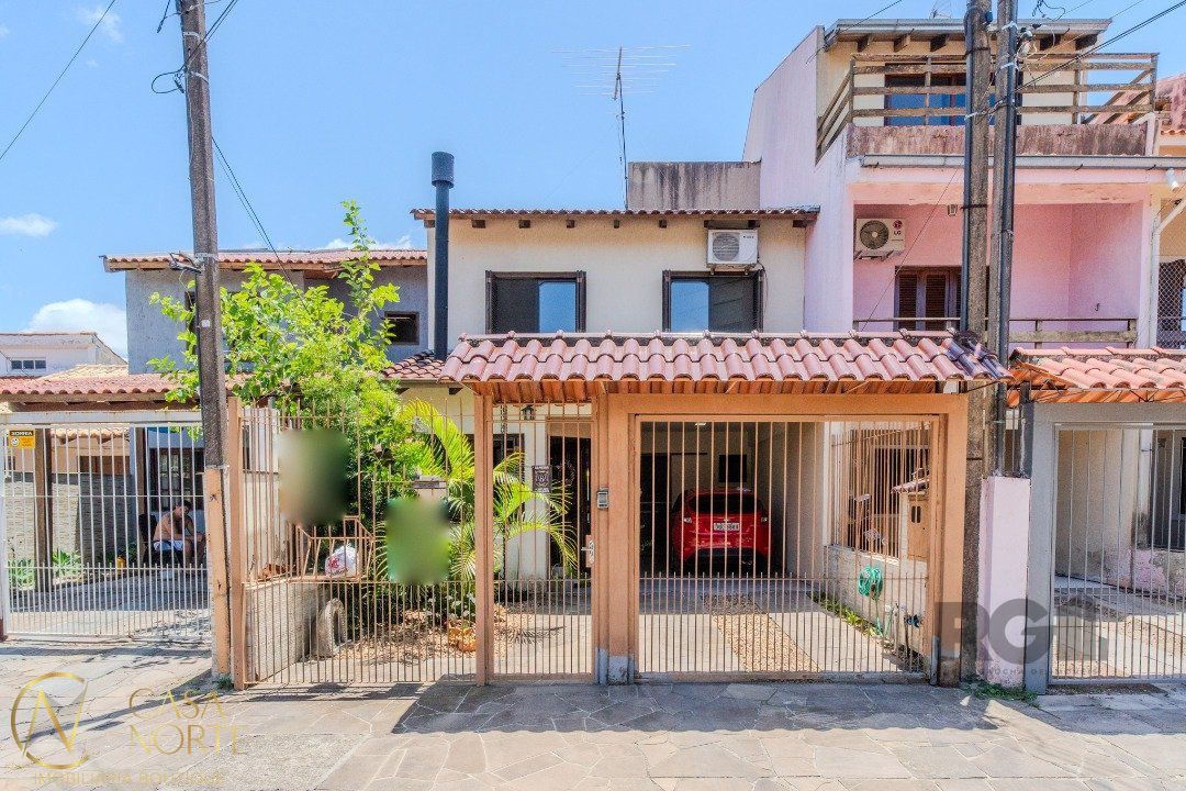 Casa à venda com 3 quartos, 124m², 1 suíte, 2 vagas, Rua Edgar Sanches Laurent no bairro Hípica em Porto Alegre