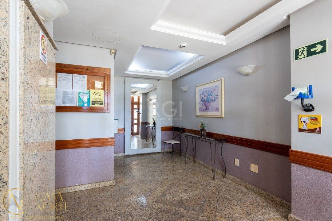 Apartamento à venda com 3 quartos, 79m², Rua Curupaiti no bairro Cristal em Porto Alegre