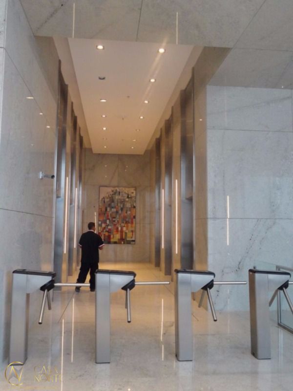 Sala Comercial à venda , 40m², 1 vaga, Avenida Ipiranga no bairro Praia de Belas em Porto Alegre