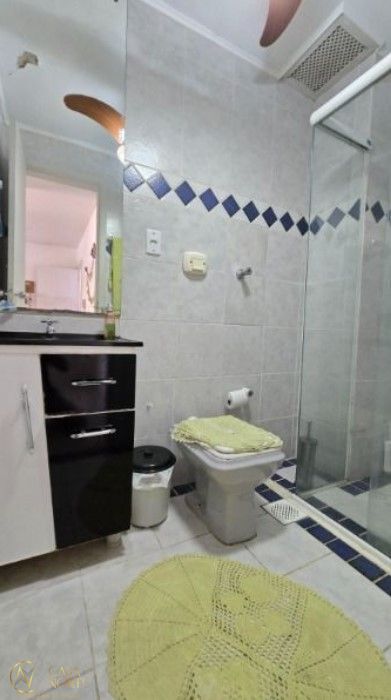 Apartamento à venda com 2 quartos, 73m², 1 vaga, Rua Doutor Campos Velho no bairro Cristal em Porto Alegre