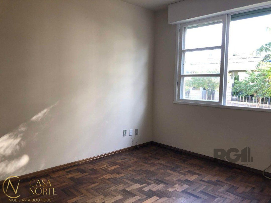 Apartamento à venda com 2 quartos, 63m², Avenida Jacui no bairro Cristal em Porto Alegre