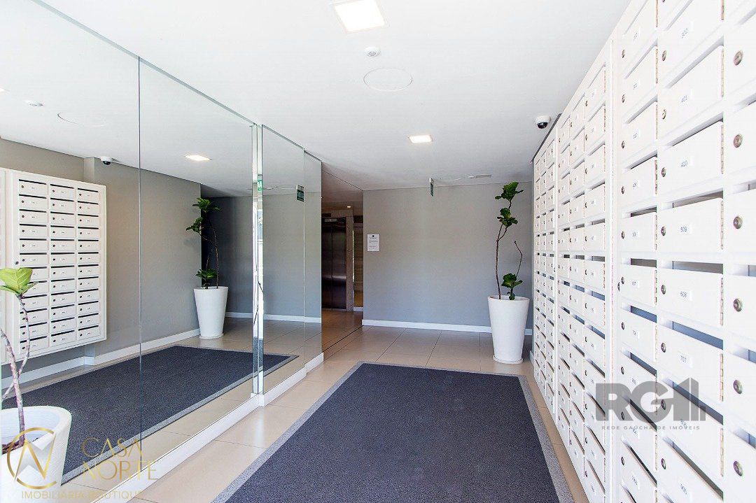 Apartamento à venda com 2 quartos, 60m², 1 suíte, 1 vaga, Rua Coronel Aparício Borges no bairro Glória em Porto Alegre