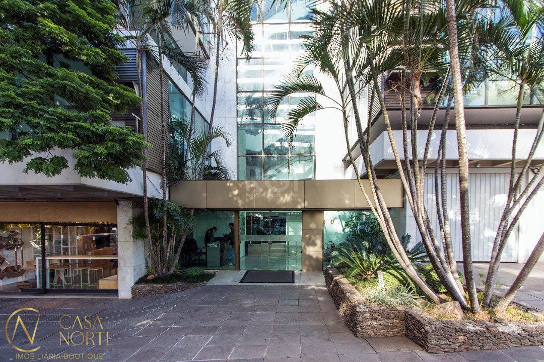 Sala Comercial à venda com 4 quartos, 194m², 4 vagas, Rua Furriel Luiz Antônio de Vargas no bairro Bela Vista em Porto Alegre
