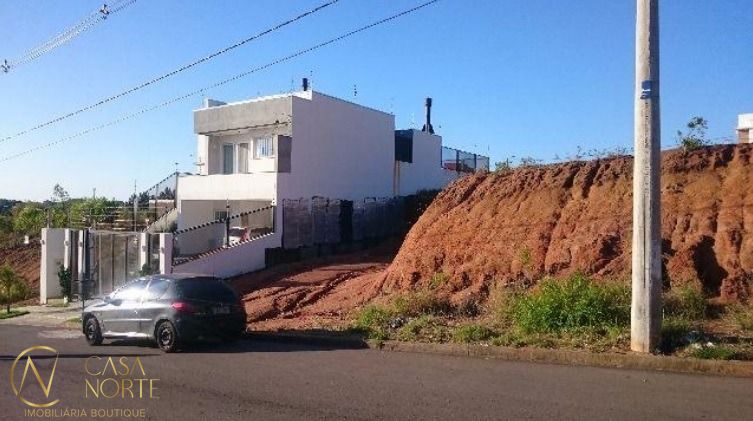 Terreno à venda  com 200m², Rua Manoel Fernandes no bairro Guarujá em Porto Alegre