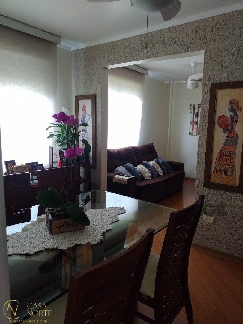 Apartamento à venda com 3 quartos, 65m², 1 vaga, Rua Doutor Pio Fiori de Azevedo no bairro Vila Nova em Porto Alegre