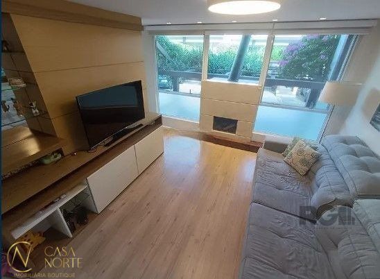 Casa de Condomínio à venda com 3 quartos, 161m², 1 suíte, 2 vagas, Rua Conselheiro Xavier da Costa no bairro Ipanema em Porto Alegre