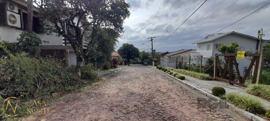 Terreno à venda , 418m², Rua Pedro Carneiro Pereira no bairro Teresópolis em Porto Alegre