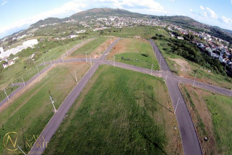 Terreno à venda  com 334m², Rua Catarino Andreatta no bairro Vila Nova em Porto Alegre