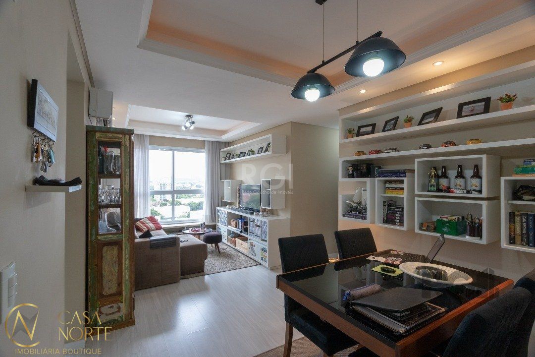Apartamento à venda com 3 quartos, 71m², 1 suíte, 1 vaga, Avenida da Cavalhada no bairro Cavalhada em Porto Alegre