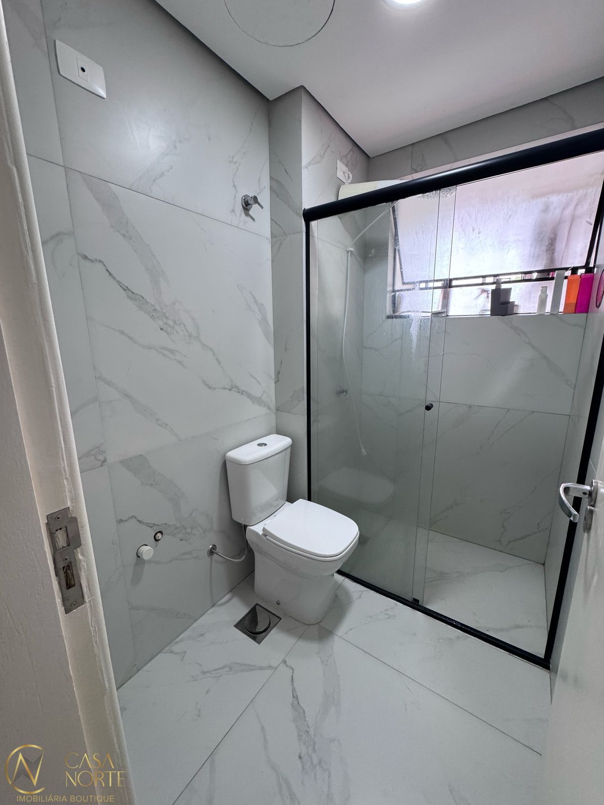 Apartamento à venda com 2 quartos, 59m², 1 vaga, Rua Landel de Moura no bairro Tristeza em Porto Alegre