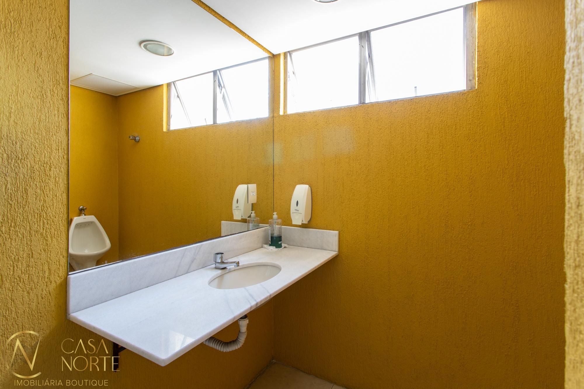 Conjunto Comercial à venda com 6 quartos, 43m², Avenida Alberto Bins no bairro Independência em Porto Alegre