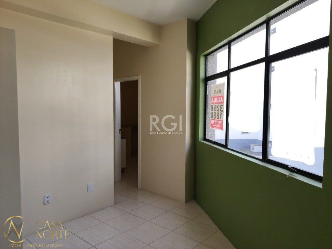 Sala Comercial à venda , 69m², Avenida da Azenha no bairro Azenha em Porto Alegre