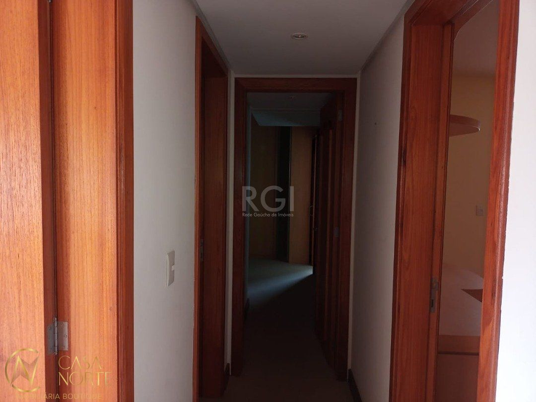 Apartamento à venda com 3 quartos, 138m², 1 suíte, 2 vagas, Rua Engenheiro Verissimo de Matos no bairro Bela Vista em Porto Alegre
