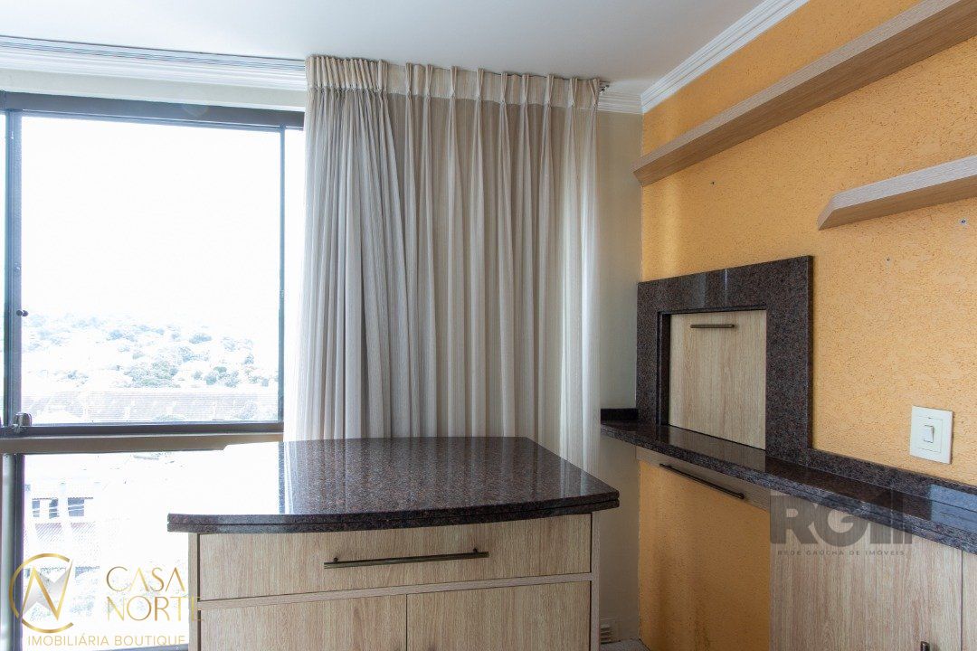 Apartamento à venda com 3 quartos, 93m², 1 suíte, 1 vaga, Rua Bispo William Thomas no bairro Teresópolis em Porto Alegre