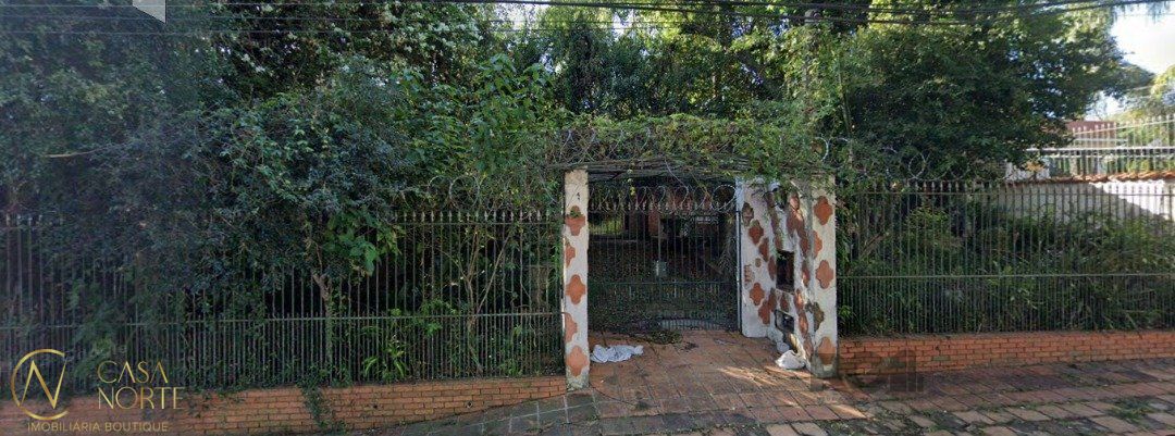 Terreno à venda  com 610m², Rua Doutor Mário Totta no bairro Tristeza em Porto Alegre