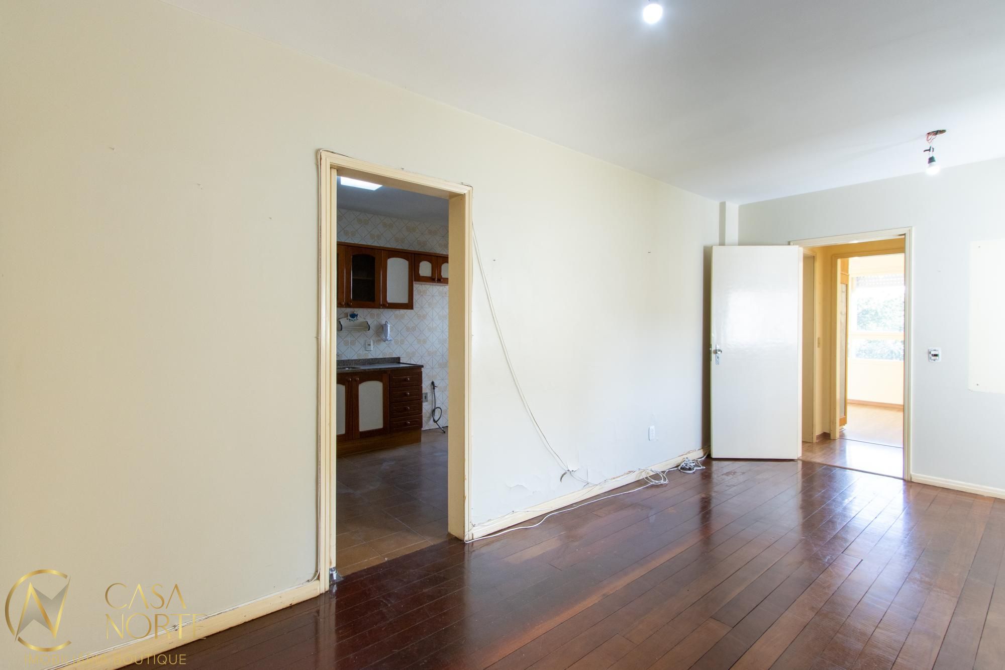 Apartamento à venda com 2 quartos, 76m², 1 vaga, Praça Nações Unidas no bairro Petrópolis em Porto Alegre