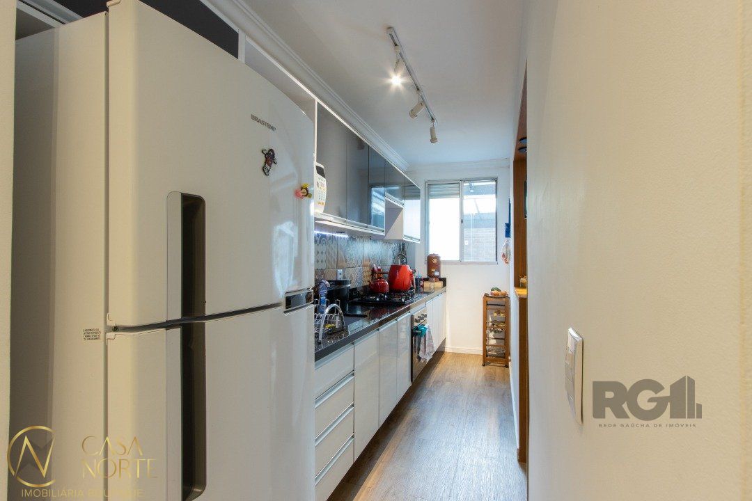 Apartamento à venda com 3 quartos, 122m², 1 suíte, 1 vaga, Rua Monte Arraes no bairro Nonoai em Porto Alegre