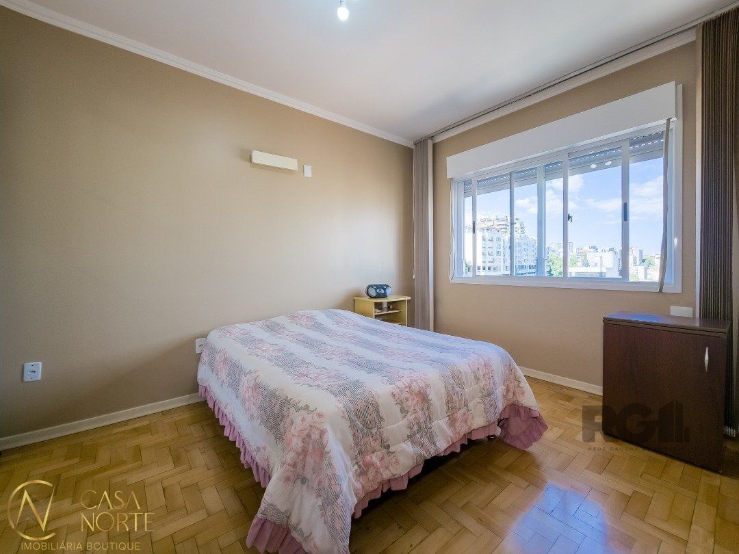 Apartamento à venda com 1 quarto, 47m², Avenida Cristóvão Colombo no bairro Moinhos de Vento em Porto Alegre