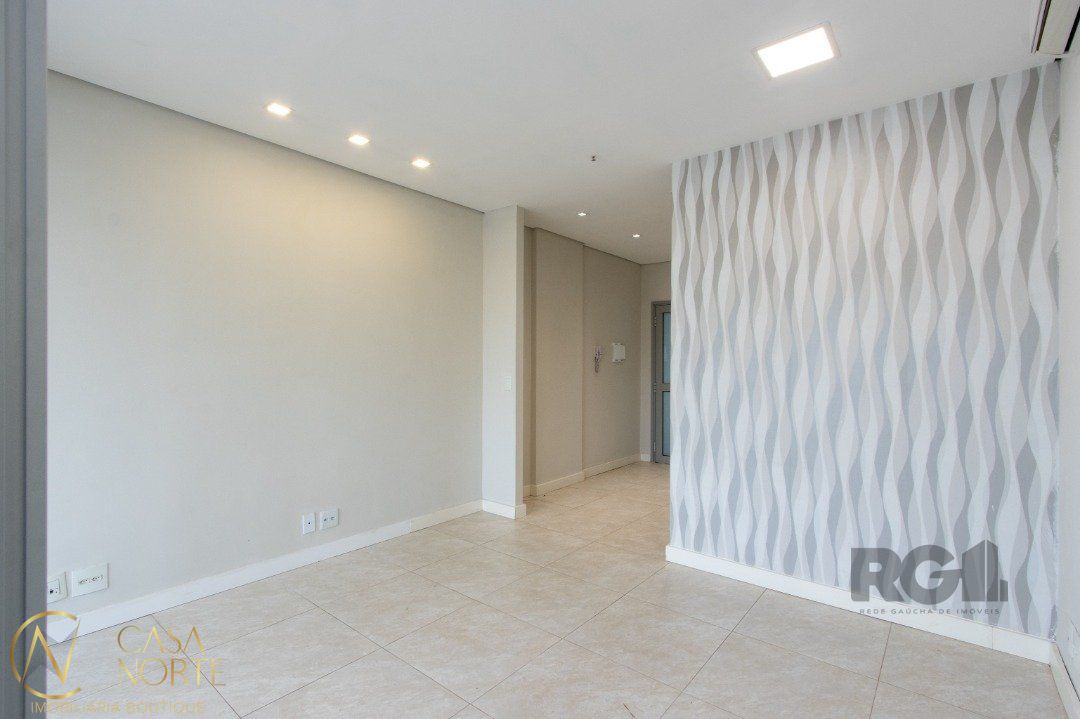 Sala Comercial à venda , 33m², Rua Santos Dumont no bairro Floresta em Porto Alegre
