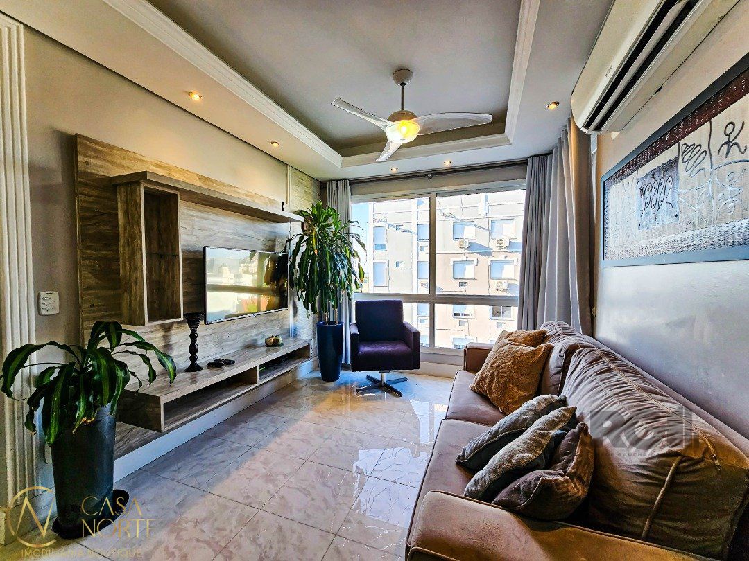 Apartamento à venda com 3 quartos, 75m², 1 suíte, 2 vagas, Rua Coronel Massot no bairro Cristal em Porto Alegre