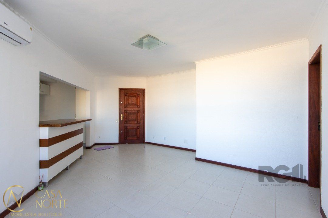 Apartamento à venda com 2 quartos, 63m², 1 vaga, Avenida Wenceslau Escobar - de 1700 a 2348 - Lado Par no bairro Tristeza em Porto Alegre