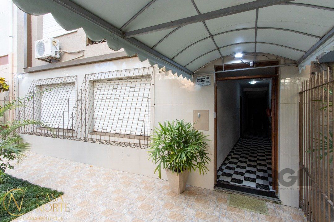 Apartamento à venda com 2 quartos, 64m², Rua Santa Cecilia no bairro Santa Cecília em Porto Alegre