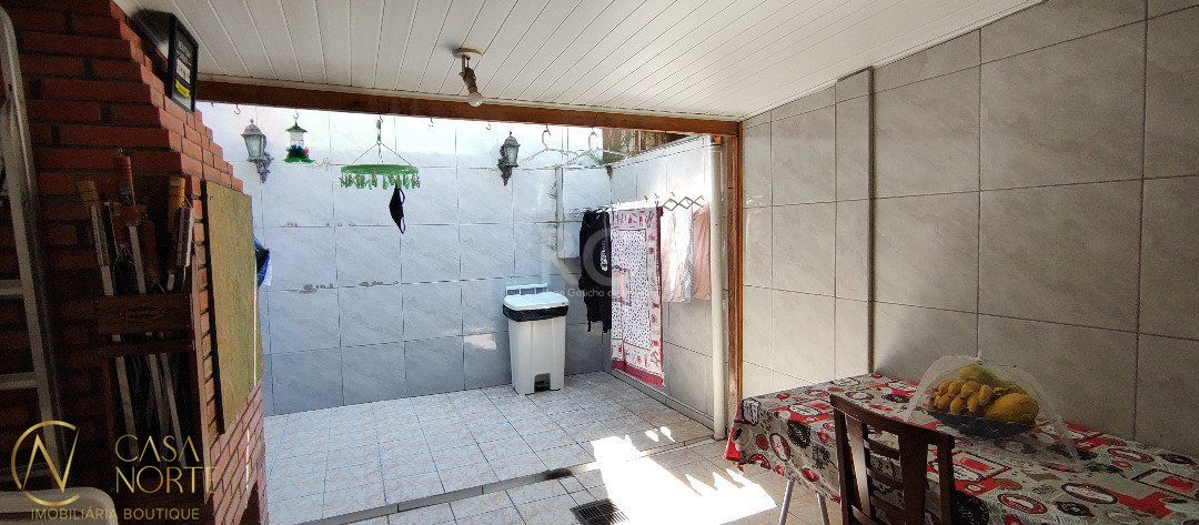 Casa de Condomínio à venda com 2 quartos, 85m², 1 vaga, Avenida Juca Batista no bairro Hípica em Porto Alegre