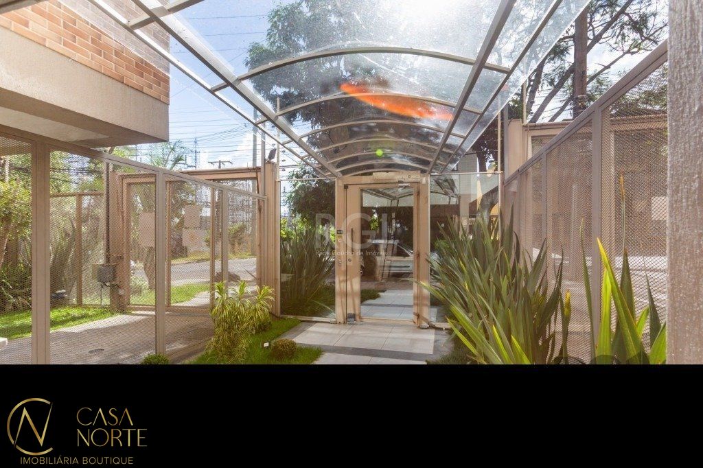 Apartamento à venda com 2 quartos, 71m², 1 suíte, 1 vaga, Avenida Coronel Lucas de Oliveira no bairro Petrópolis em Porto Alegre