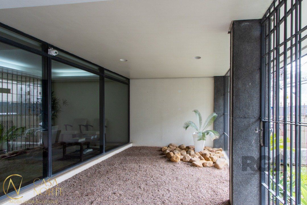 Sala Comercial à venda com 2 quartos, 27m², Rua Bento Figueiredo no bairro Rio Branco em Porto Alegre