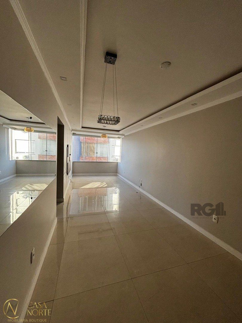 Apartamento à venda com 2 quartos, 66m², 1 vaga, Rua Tamandaré no bairro Camaquã em Porto Alegre