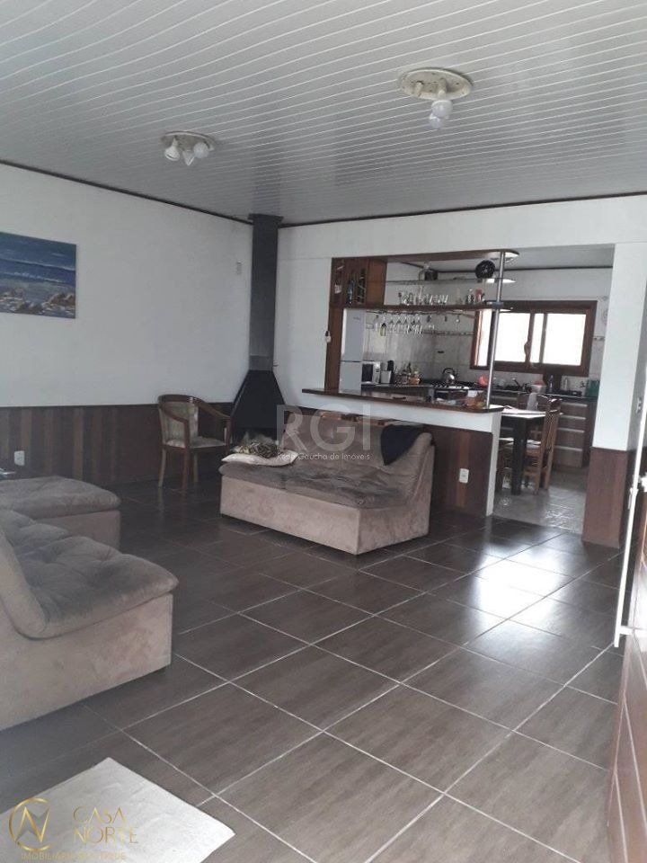 Casa à venda com 2 quartos, 100m², Rua João Costi no bairro Hípica em Porto Alegre