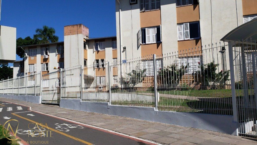 Apartamento à venda com 2 quartos, 61m², Avenida Wenceslau Escobar no bairro Cristal em Porto Alegre