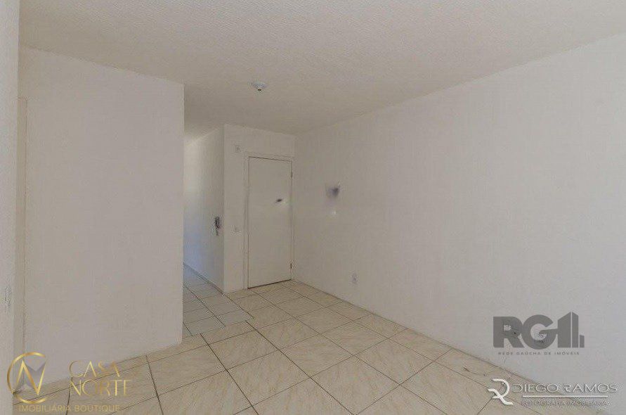 Apartamento à venda com 2 quartos, 40m², 1 vaga, Avenida Francisco Silveira Bitencourt no bairro Sarandi em Porto Alegre