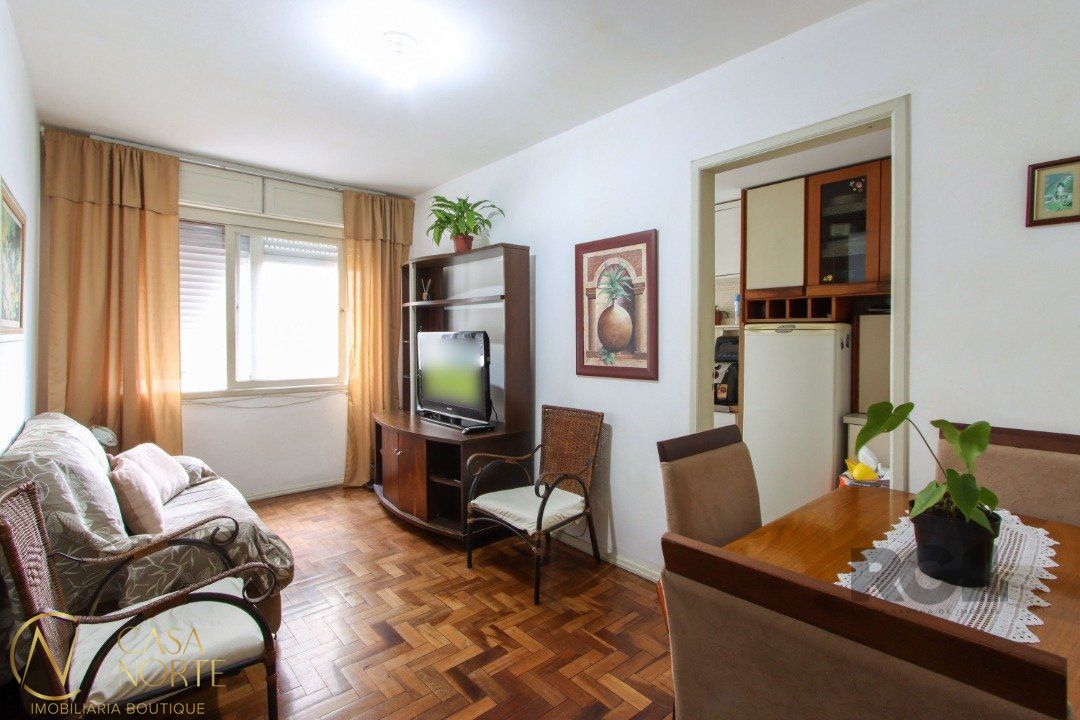 Apartamento à venda com 1 quarto, 40m², 1 suíte, 1 vaga, Rua Tamandare no bairro Camaquã em Porto Alegre
