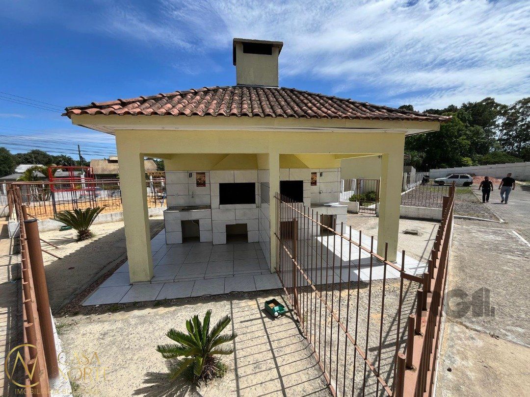 Apartamento à venda com 2 quartos, 38m², Avenida João Antônio Silveira no bairro Lomba do Pinheiro em Porto Alegre