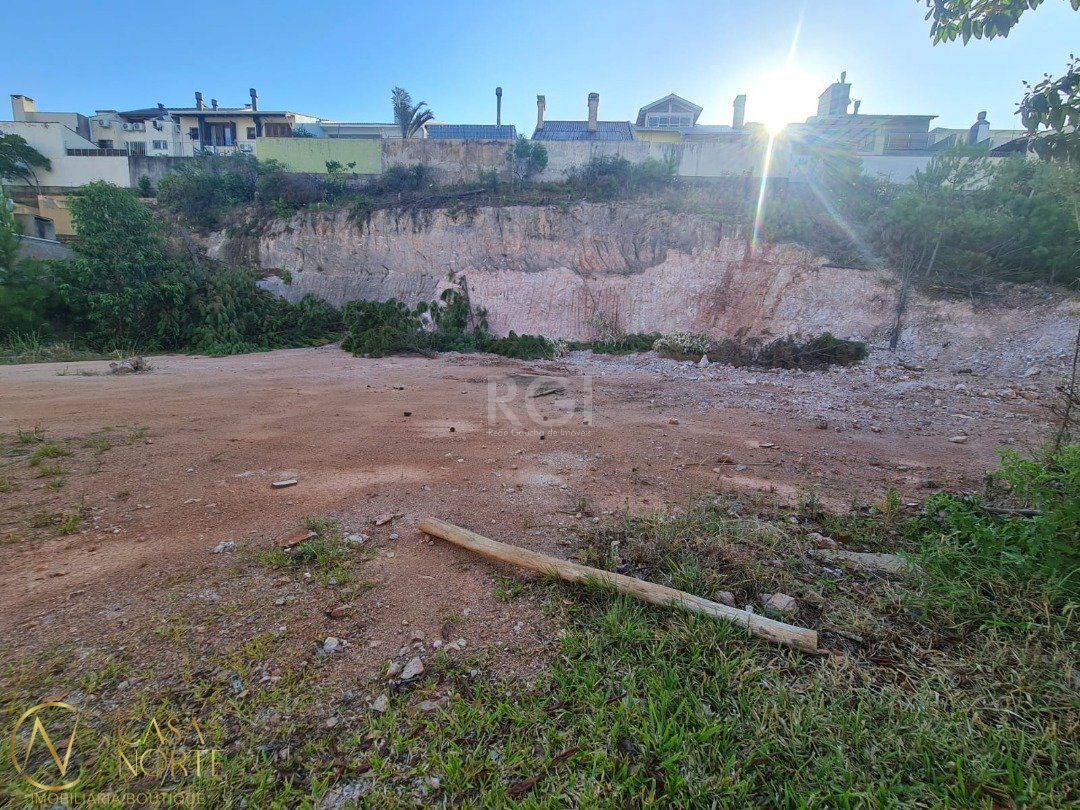 Terreno à venda  com 225m², Rua Cicero Viana no bairro Aberta dos Morros em Porto Alegre