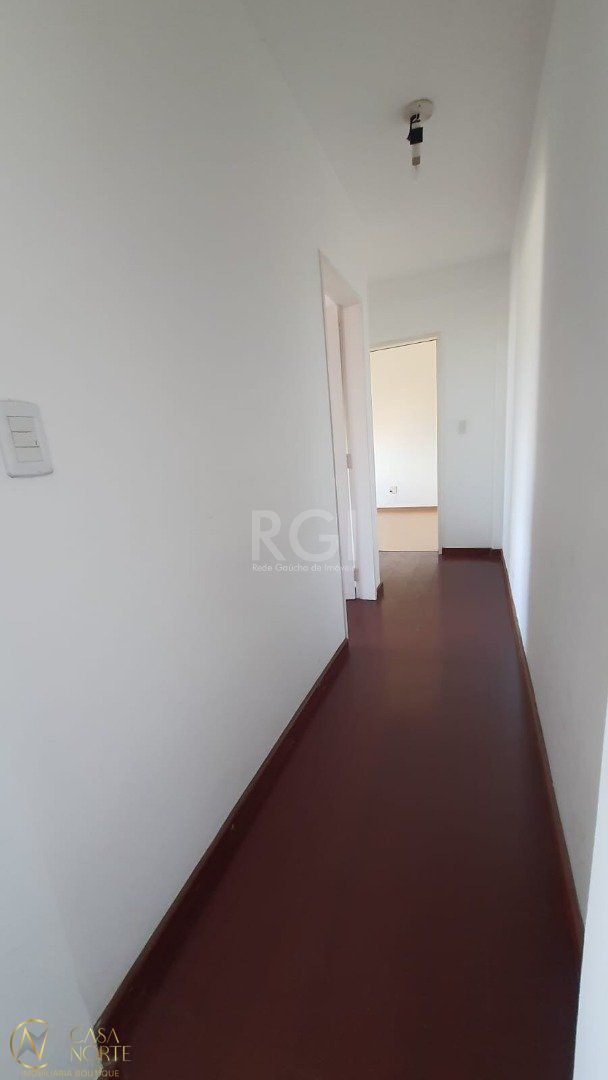 Apartamento à venda com 2 quartos, 62m², Rua Curupaiti no bairro Cristal em Porto Alegre