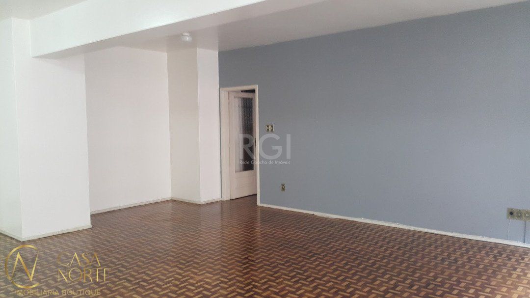 Apartamento à venda com 2 quartos, 137m², Avenida Senador Salgado Filho no bairro Centro Histórico em Porto Alegre