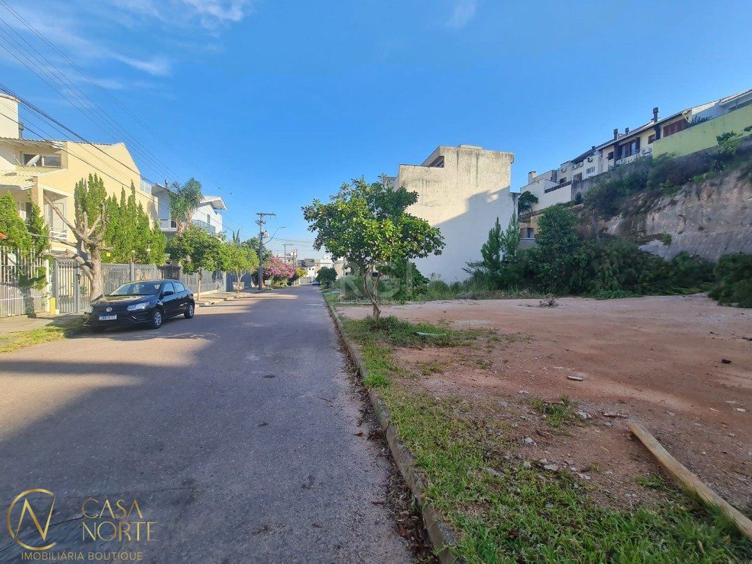 Terreno à venda  com 225m², Rua Cicero Viana no bairro Aberta dos Morros em Porto Alegre