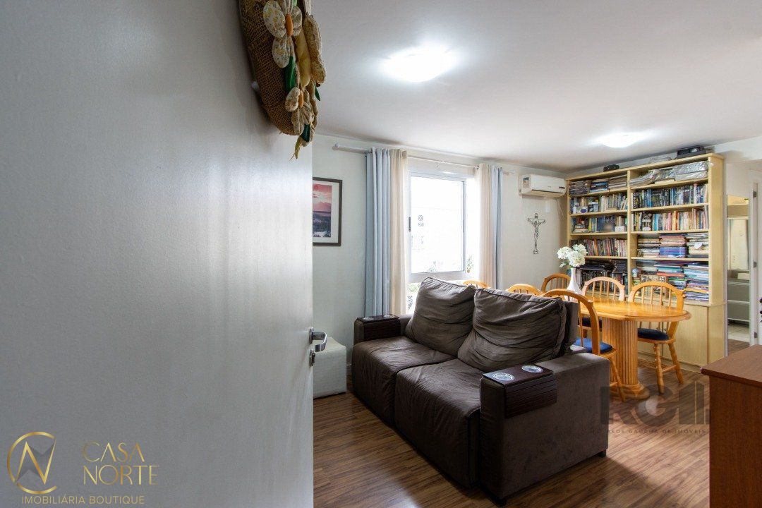 Apartamento à venda com 3 quartos, 56m², 1 vaga, Avenida Juca Batista no bairro Hípica em Porto Alegre