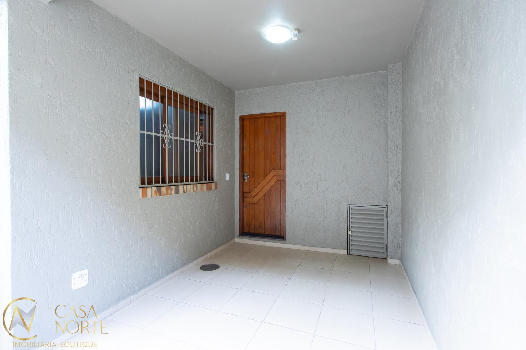Casa de Condomínio à venda com 2 quartos, 102m², 1 suíte, 1 vaga, Avenida Guarujá no bairro Guarujá em Porto Alegre