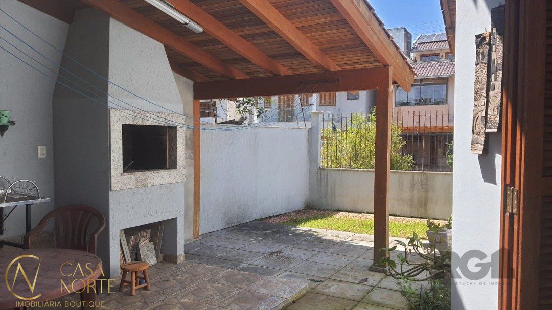 Casa à venda com 2 quartos, 800m², 1 vaga, Rua Moacyr Godoy Ilha no bairro Espírito Santo em Porto Alegre