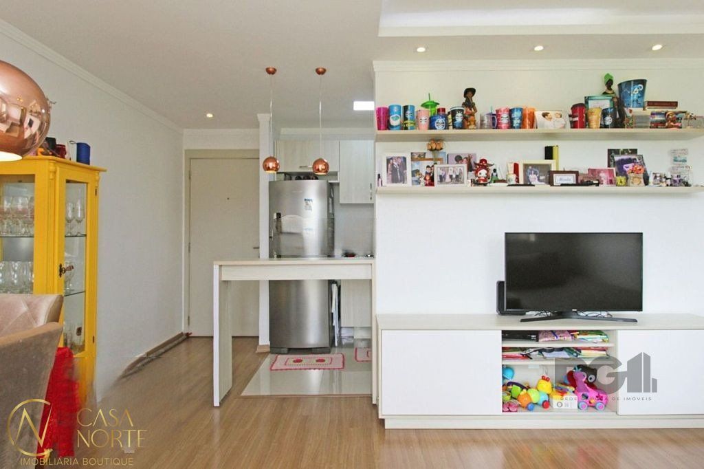 Apartamento à venda com 3 quartos, 67m², 1 suíte, 1 vaga, Avenida José Aloisio Filho no bairro Humaitá em Porto Alegre