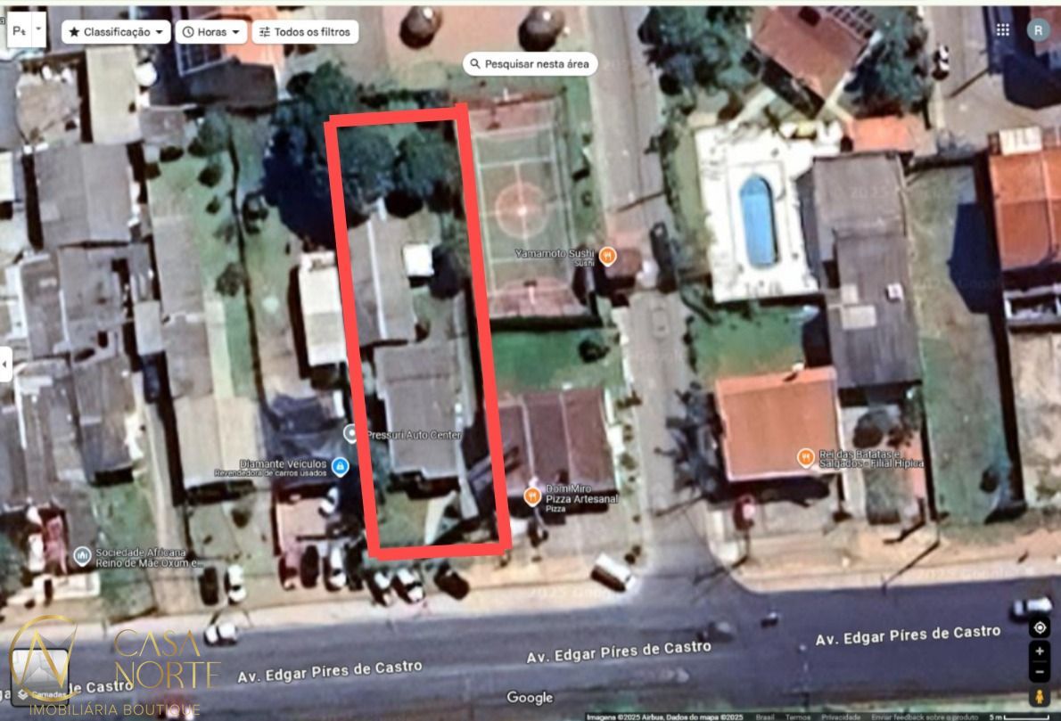 Casa à venda com 3 quartos, 750m², 3 vagas, Avenida Edgar Pires de Castro no bairro Hípica em Porto Alegre