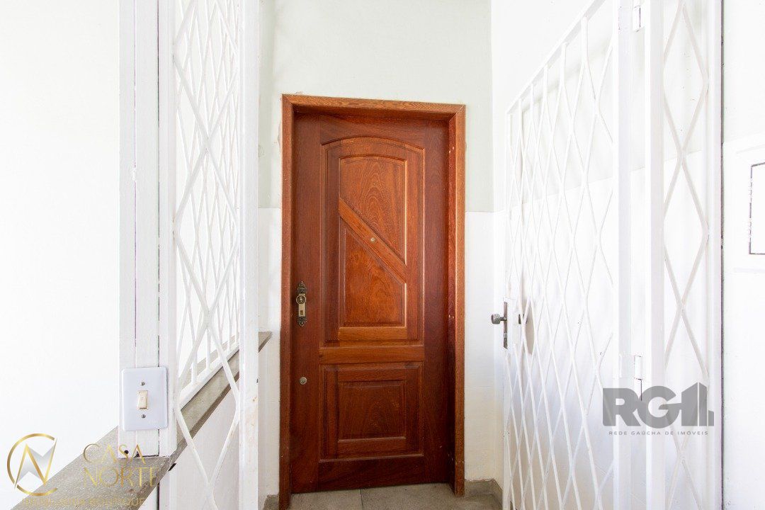 Apartamento à venda com 3 quartos, 81m², 1 vaga, Rua Doutor Castro de Menezes no bairro Vila Assunção em Porto Alegre