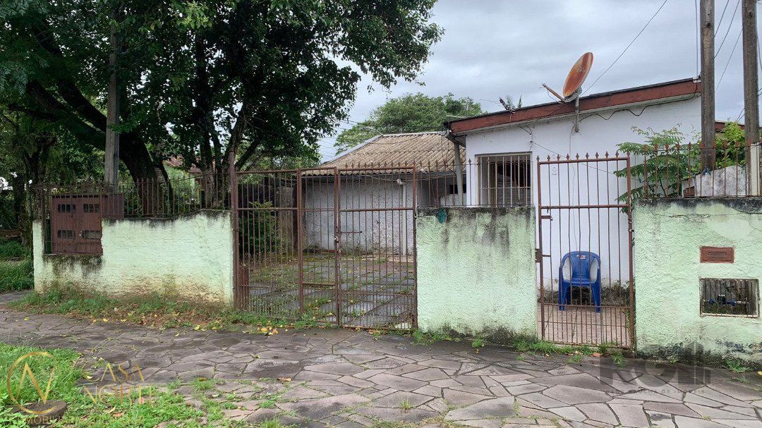 Terreno à venda  com 305m², Avenida Celestino Bertolucci no bairro Aberta dos Morros em Porto Alegre