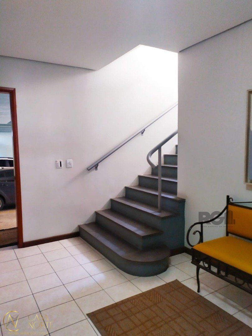 Apartamento à venda com 1 quarto, 55m², 1 vaga, Avenida Pinheiro Borda no bairro Cristal em Porto Alegre