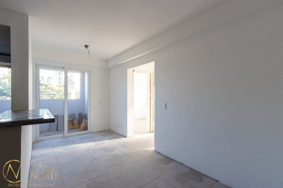 Apartamento à venda com 2 quartos, 49m², 1 vaga, Rua Coronel Aparício Borges no bairro Glória em Porto Alegre