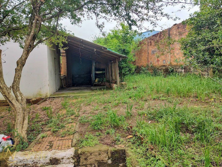 Terreno à venda  com 857m², Estrada do Rincao no bairro Belém Velho em Porto Alegre